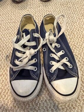Converse Chuck Taylors Navy Size 11